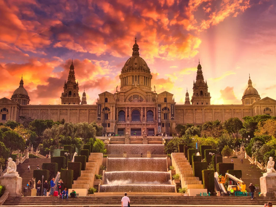 visit barcelona itinerary